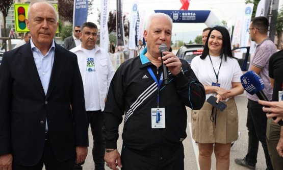 Gran Fondo Bursa Coşkusu Başladı: 750 Bisikletçi Pedalları Çevre İçin Çevirdi!