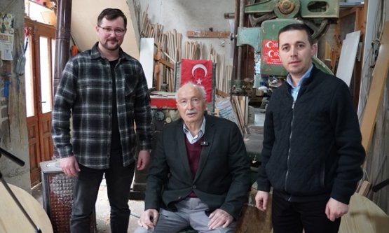 İznik'in Yarım Asırlık Marangozu Abdullah Çolak 'Yaşayan İznik Hazineleri' Belgeselinde