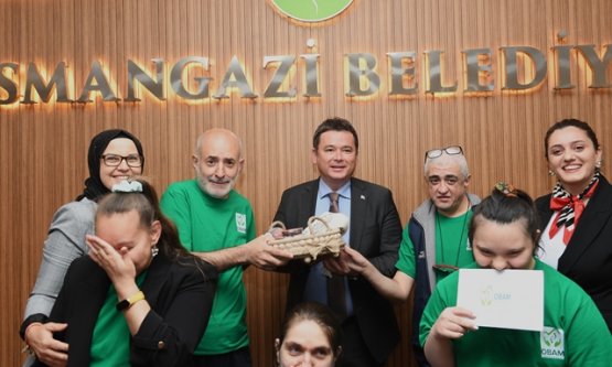 Osmangazi'de Engelsiz Yaşam Vurgusu: Başkan Erkan Aydın OBAM Üyeleriyle Buluştu