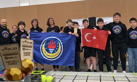 TED Rönesans'tan Robotik Dünyasında Büyük Zafer: İsviçre'de Çifte Şampiyonluk!