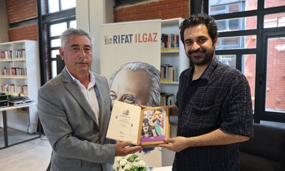 Uğur Uzunel Nilüferli Öğrencilerle Buluştu: Rıfat Ilgaz ve Oyunculuk Sanatı Üzerine Keyifli Söyleşi!