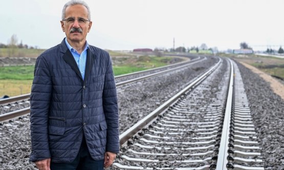 Ulaştırma Bakanı Uraloğlu Açıkladı: Siirt-Kurtalan Yeni Demiryolu Projesi 2025 Yatırım Programına Alındı