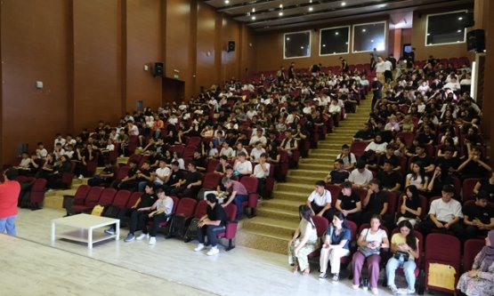 Bursa AB Bilgi Merkezi'nden 'Biyolojik Çeşitliliği Koruma ve Sürdürülebilirlik Paneli': Gençler Çevre Bilinciyle Buluştu