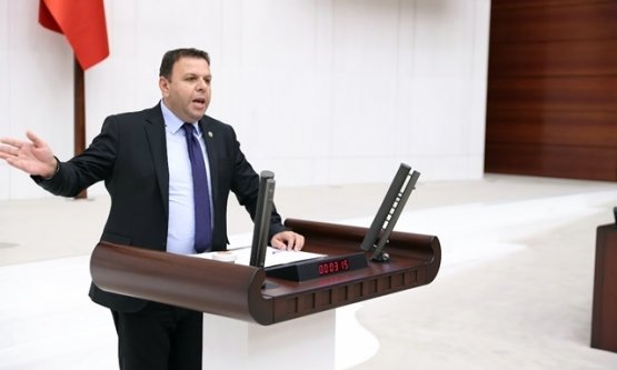 Ediz Ün'den Dünya Süt Günü Açıklaması: 'Okul Sütü Programı Yeniden Başlatılmalı!'