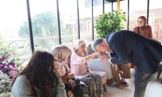 İnegöl'de Kurban Bayramı Coşkusu: Birlik ve Beraberlik Mesajları Damga Vurdu