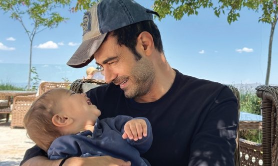 Murat Ünalmış'tan Babalık Duygusu: 'Hayatımın Merkezi Artık Çocuğum'