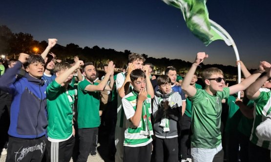 Yeşil Beyaz Sevda Doğayla Buluştu: Orhangazi'de Bursaspor'a Özel Kutlama