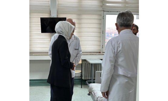 Bakan Göktaş, GATA'da Tedavi Gören Pençe-Kilit Gazisi Mehmetçikleri Ziyaret Etti