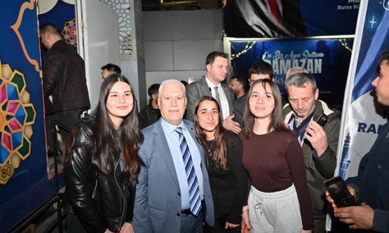 Bursa'da Gençliğin Kalbi Yaz Boyunca Atacak: Büyükşehir Belediyesi'nden Dolu Dolu Etkinlik Programı!