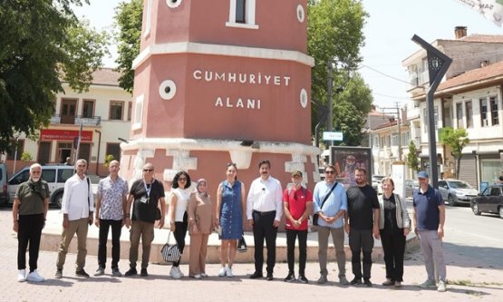 Bursa Rehberleri Yenişehir'i Keşfetti: Turizm Potansiyeli İçin Kapsamlı Eğitim Gezisi!
