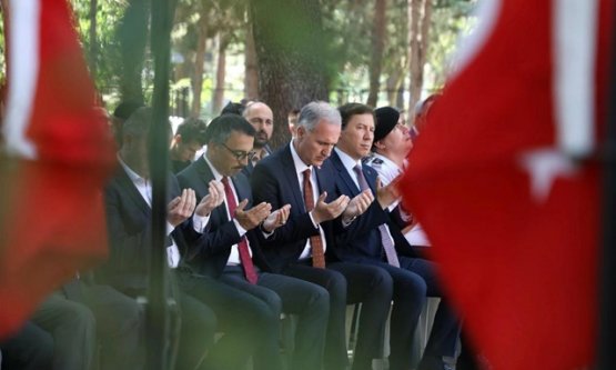 İnegöl'de 15 Temmuz Demokrasi ve Milli Birlik Günü Anma Programları Şehitlik Ziyaretleriyle Başladı