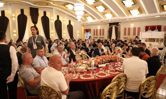 İnegöl'de Kültürler Buluştu: 38. Uluslararası Kültür Sanat Festivali'nde Dostluk Sofrası!