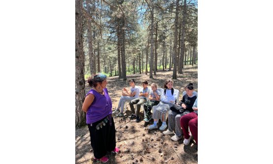 Osmangazi Belediyesi Gezici Kütüphane'den Yiğitali Köyü Çocuklarına Masal Şöleni!