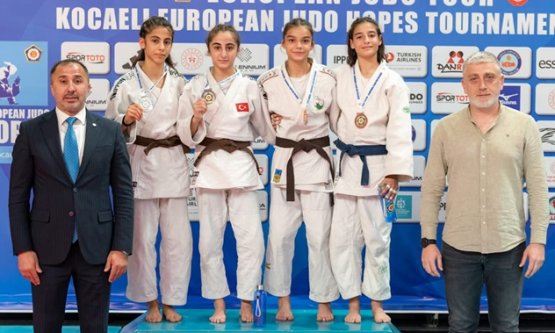 Osmangazi Belediyespor'dan Avrupa Başarısı: Melek Saraç'tan Bronz Madalya!