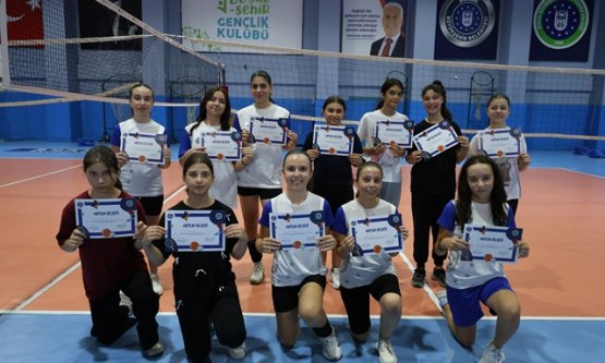 Bursa Büyükşehir Belediyesi Yaz Spor Okulları'nda İkinci Dönem Tamamlandı!