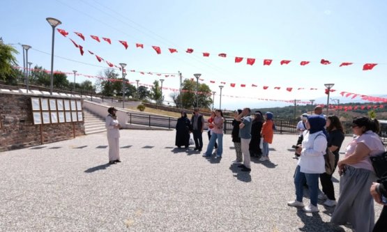 İnegöl Belediyesi'nden Anlamlı Gezi: 'Zaferden Kurtuluşa'