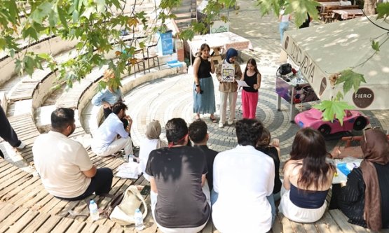 Nilüfer Belediyesi'nden Gençlere Özel Buluşma: 'Her Yol Gençliğe Çıkar!' Misi Köyü'nde Sanat ve Doğa İç İçe
