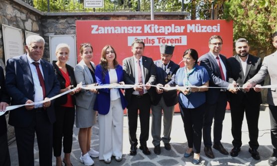 Osmangazi'de 30 Ağustos'a Özel Anlamlı Açılış: Zamansız Kitaplar Müzesi