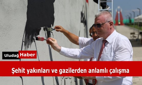 Şehit Yakınları ve Gazilerden Anlamlı 'Zafer Duvarı'