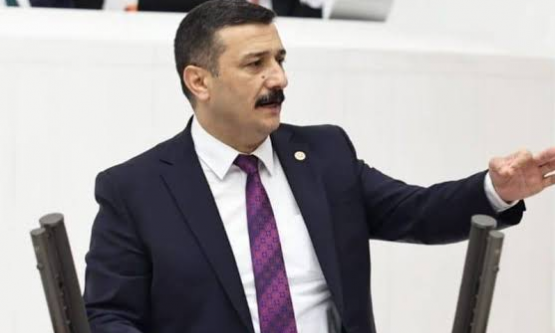 Bursa Tekstilinin Kalbi 'Vişne Caddesi' Hayalet Caddeye Dönüşüyor: Esnaf Kepenk Kapatıyor