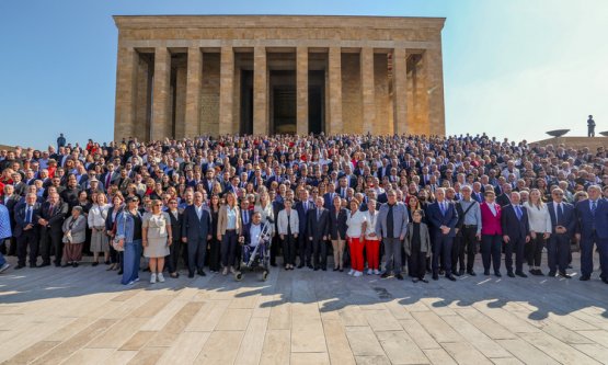 CHP, 102. Kuruluş Yıldönümünü Anıtkabir'de Kutladı
