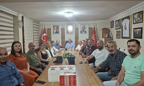CHP Gemlik'te Servet Pehlivan Yeniden Başkan Seçildi