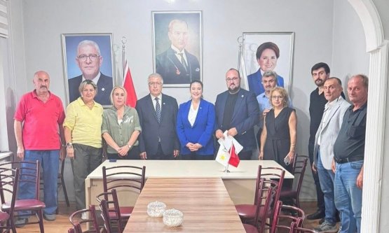İYİ Parti Bursa Teşkilatlarında Kongre Süreci Tamamlandı: 'Bursa'da Yeni Bir Sayfa Açılıyor'