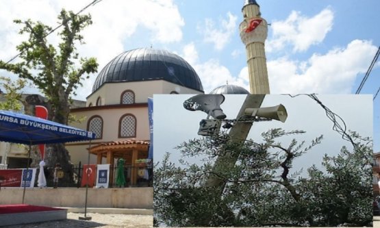 İznik Müşküle Köyü'nde Ezan Cihazı Emekli İmamlar Tarafından Onarıldı