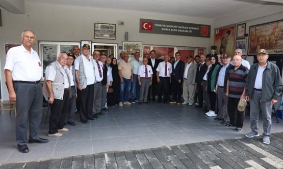 Nilüfer Belediyesi Gaziler Günü'nde Gazi ve Şehit Ailelerinin Yanında