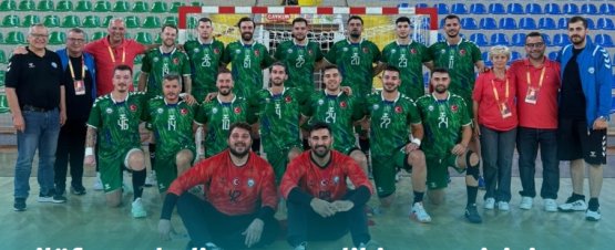 Nilüfer Belediyespor Hentbol Takımı Dur Durak Bilmiyor: Rize'de Farklı Galibiyet