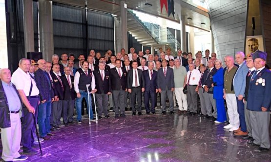 Osmangazi Belediyesi'nden Gaziler Gününe Özel Buluşma