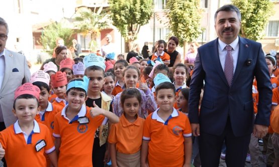 Yıldırım Belediyesi'nden Okullara Hazırlık Desteği: 6 Bin Öğrenciye Kırtasiye Yardımı