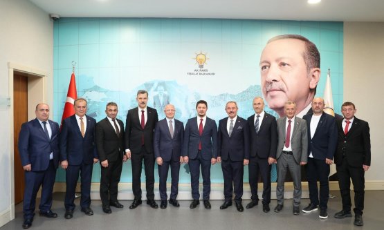 AK Parti Bursa Teşkilatında Yeni Atamalar: Harmancık ve Büyükorhan Başkanları Belli Oldu