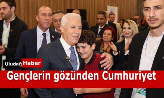 Başkan Bozbey'den Gençlere Teşekkür: 'Cumhuriyet Demek' Kampanyasına Yoğun İlgi