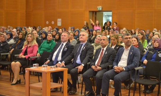 Bursa Büyükşehir Belediyesi'nden Meme Kanseri Farkındalık Semineri: 'Erken Teşhis Hayat Kurtarır'