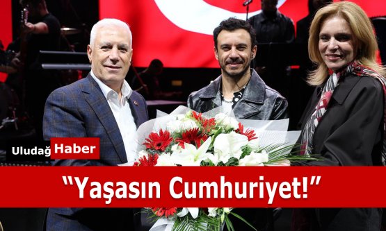 Bursa'da Cumhuriyet Bayramı Festival Havasında: Yıldırım'da Buray Rüzgarı Esti