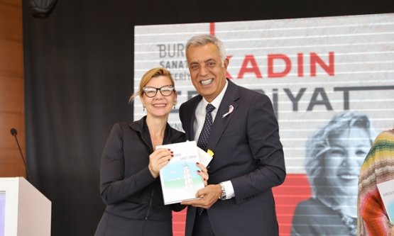 Bursa Sanatla Yeşeriyor: 'Zeytin Kuşu' Üzerinden Kadın ve Edebiyat Söyleşileri