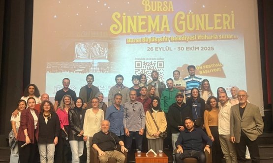 Bursa Sinema Günleri'nde Sanat Sokağa Taştı: Yönetmenler Sinemaseverlerle Buluştu
