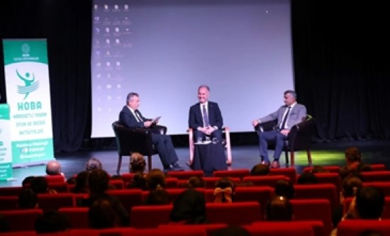 HOBA Projesi 'Yeşil Koltuk' Söyleşileri Başladı: İnegöl'de İlk Konuk Başkan Alper Taban