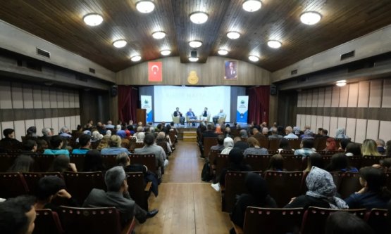 İnegöl'de Ahilik Haftası Coşkusu: 'Devlet, Millet ve Esnaf Gözünden Ahilik' Paneli Düzenlendi