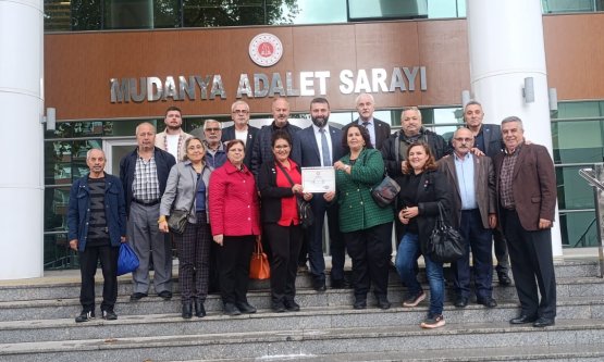 İYİ Parti Mudanya İlçe Başkanı Erdönmez Mazbatasını Aldı: Siyasi Rakip ve Yönetime Sert Mesajlar