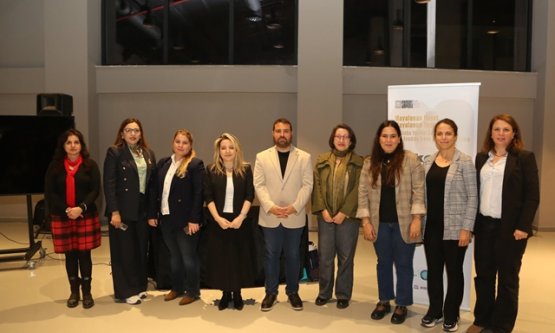 Nilüfer'de 'Arkeoloji Gündemi” Başladı: Prof. Dr. Murat Türkteki Küllüoba Höyüğü'nü Anlattı