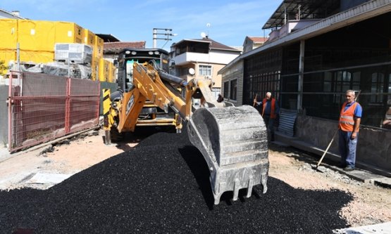 Osmangazi Belediyesi'nden Yol Güvenliği Hamlesi: 9 Ayda 29 Bin Ton Asfalt Yama