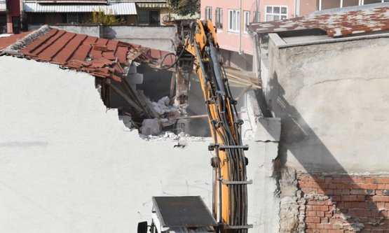 Osmangazi Belediyesi'nden Kaçak Yapıyla Mücadele: Arkeolojik Sit Alanı Temizlendi