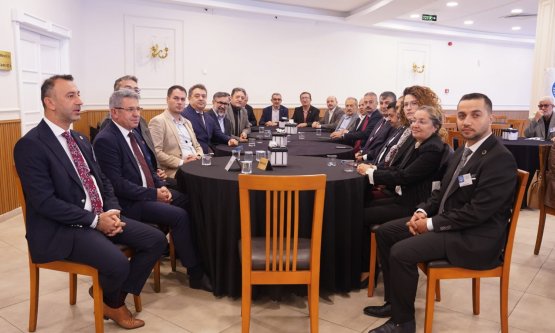 Türk Diyanet Vakıf-Sen Bursa Şubesi'nde Eyüp Bulut Güven Tazeledi: Birlik ve Adalet Vurgusu