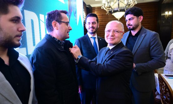 AK Parti Osmangazi'den Üye Sayısında Rekor: 3 Ayda 4.484 Yeni Üye Kazanımı