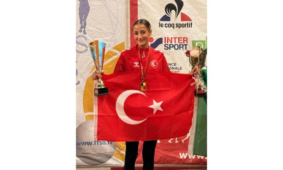 Bursa Büyükşehir Belediyesporlu Nazmiye Ak, Bocce Dünya Şampiyonası'nda Tarih Yazdı: Dünya Üçüncüsü Oldu!