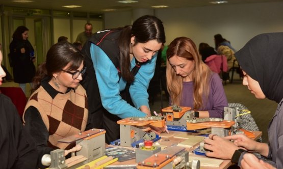 Bursa Büyükşehir'den Toplumsal Cinsiyet Rollerine Meydan Okuyan Atölyeler