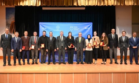 Bursa'da 'Akran Dostluğu' Projesine Devam Kararı: Rehber Öğretmenlerin Liderliği Vurgulandı