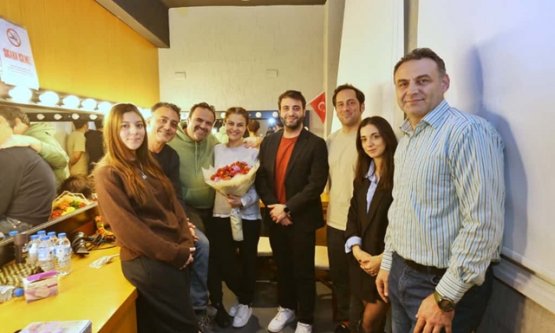 Bursa ve İstanbul Şehir Tiyatroları Oyun Değişimi Programı Başladı: 'Köpek Kalbi' Bursa'da Sahnelendi